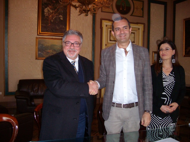 Firmato accordo di collaborazione con il Comune di Napoli per contrastare la malnutrizione e lo spreco alimentare.